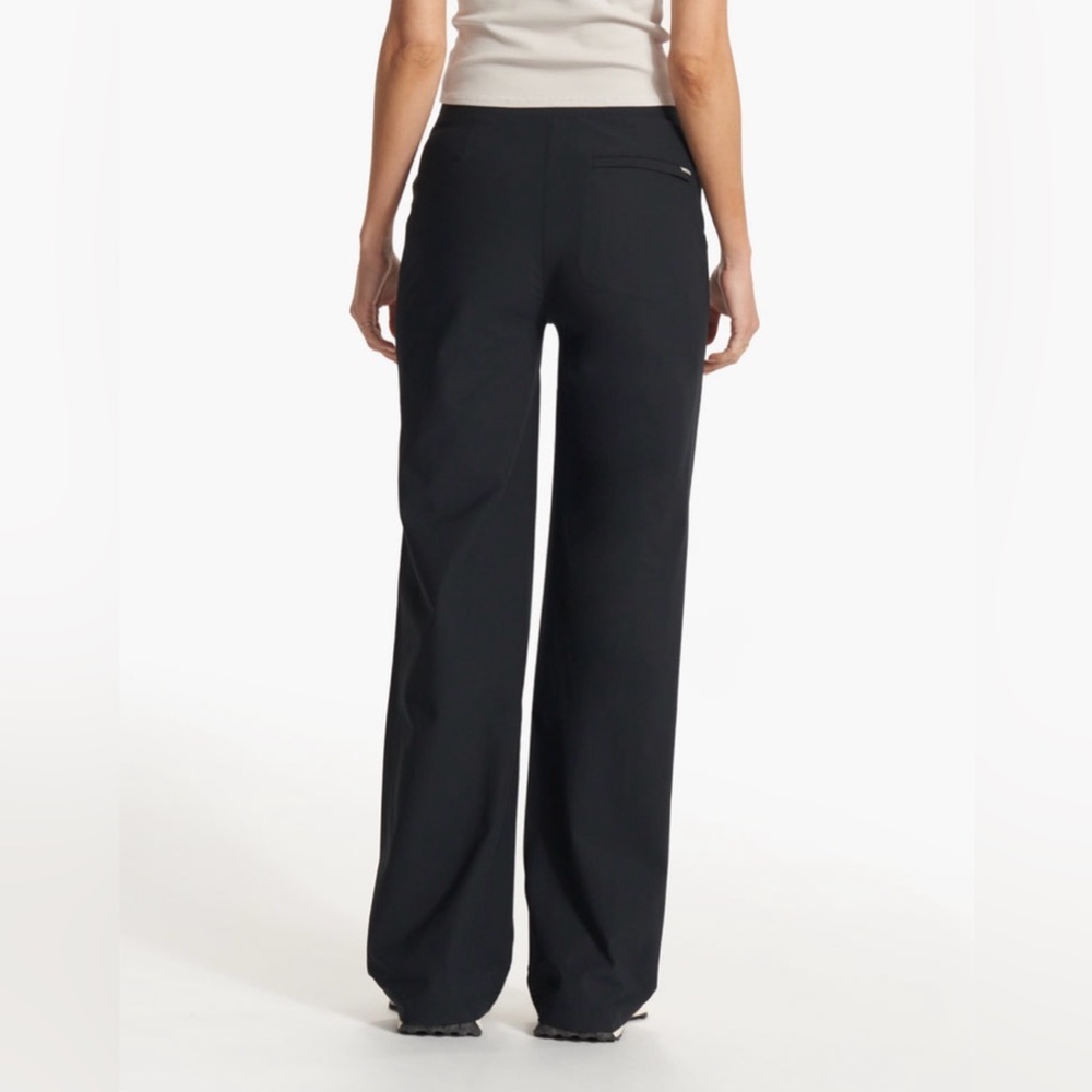 NWT Vuori Womens VersaLife™ Meta Wideleg Tailored Pant Black - Picture 4 of 10